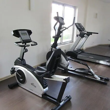 Tropical Gardens Is A 2 Bed 1st Floor Private
