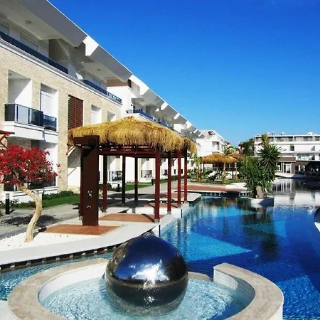 Tropical Gardens Is A 2 Bed 1st Floor Private
