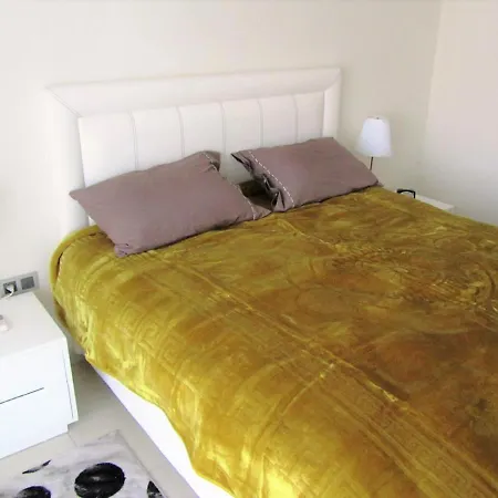 Tropical Gardens Is A 2 Bed 1st Floor Private Side